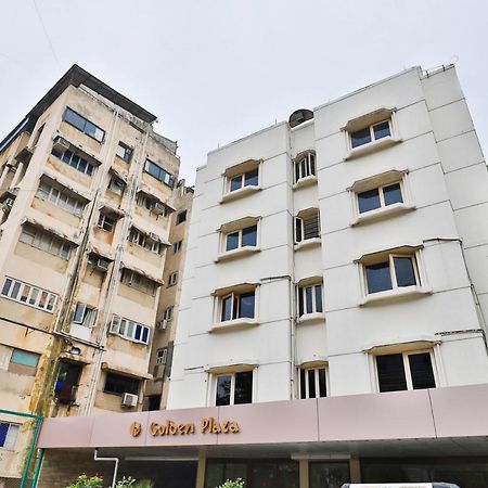 Oyo 2351 Hotel Golden Plaza Ahmadabad Zewnętrze zdjęcie